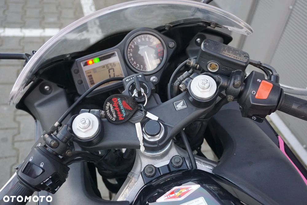 Honda CBR - 18