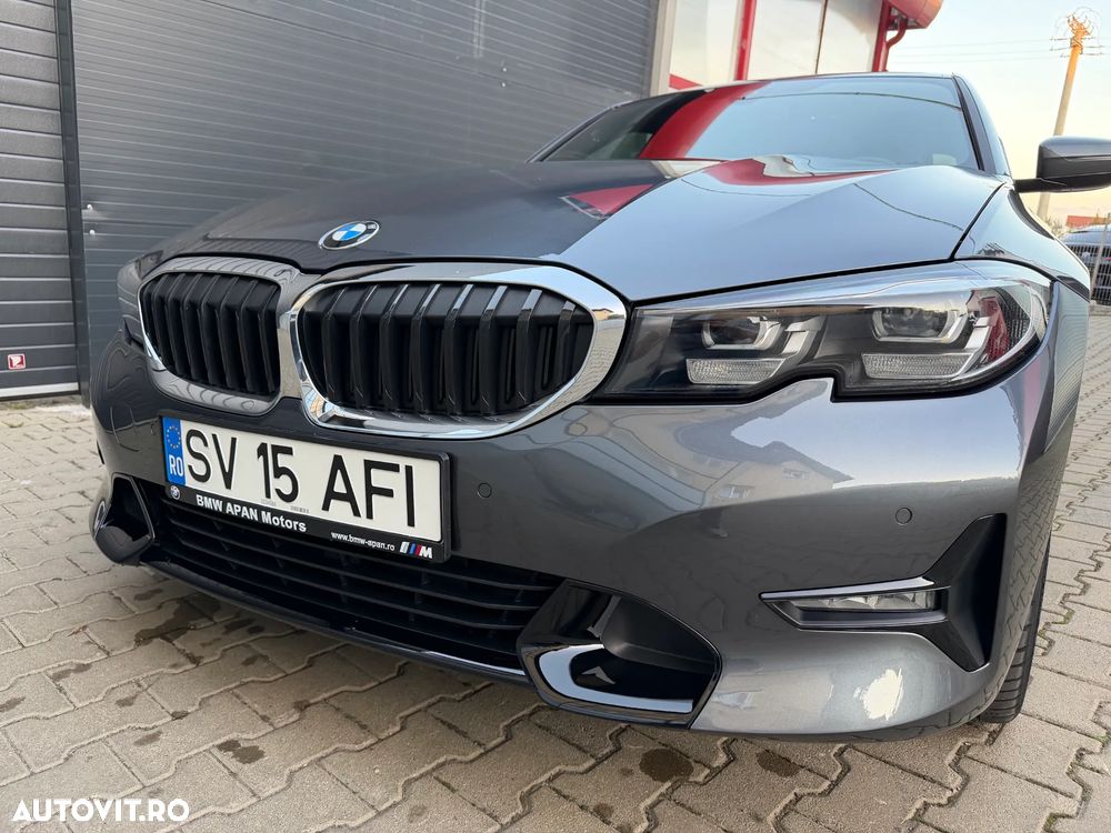 BMW Seria 3 330i Aut. Sport Line - 3