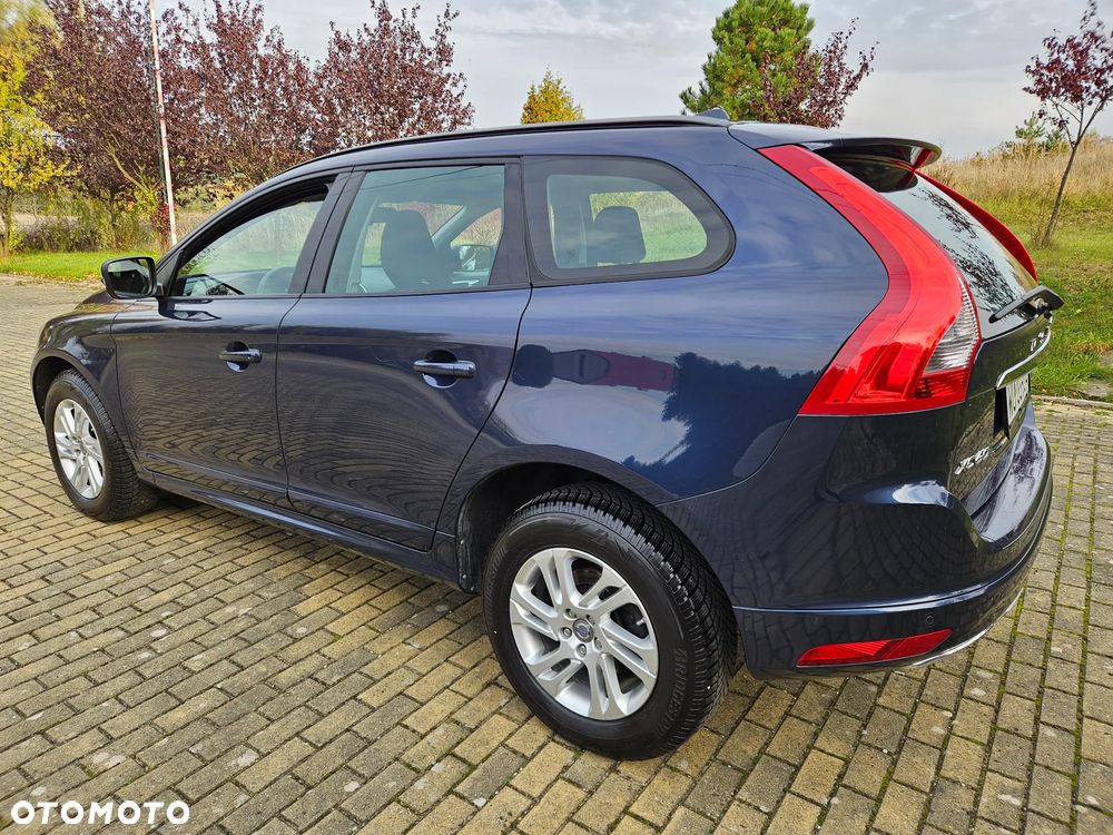 Volvo XC 60 D4 AWD Kinetic - 11