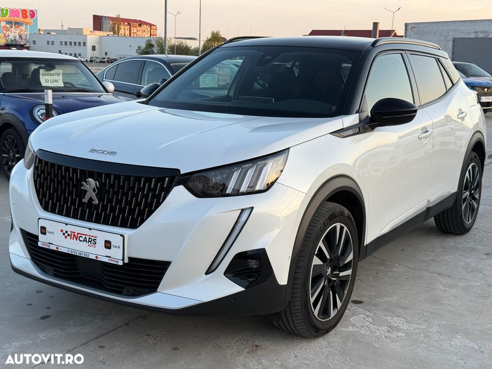 Peugeot 2008 PureTech 130 EAT8 GT Pack - 1