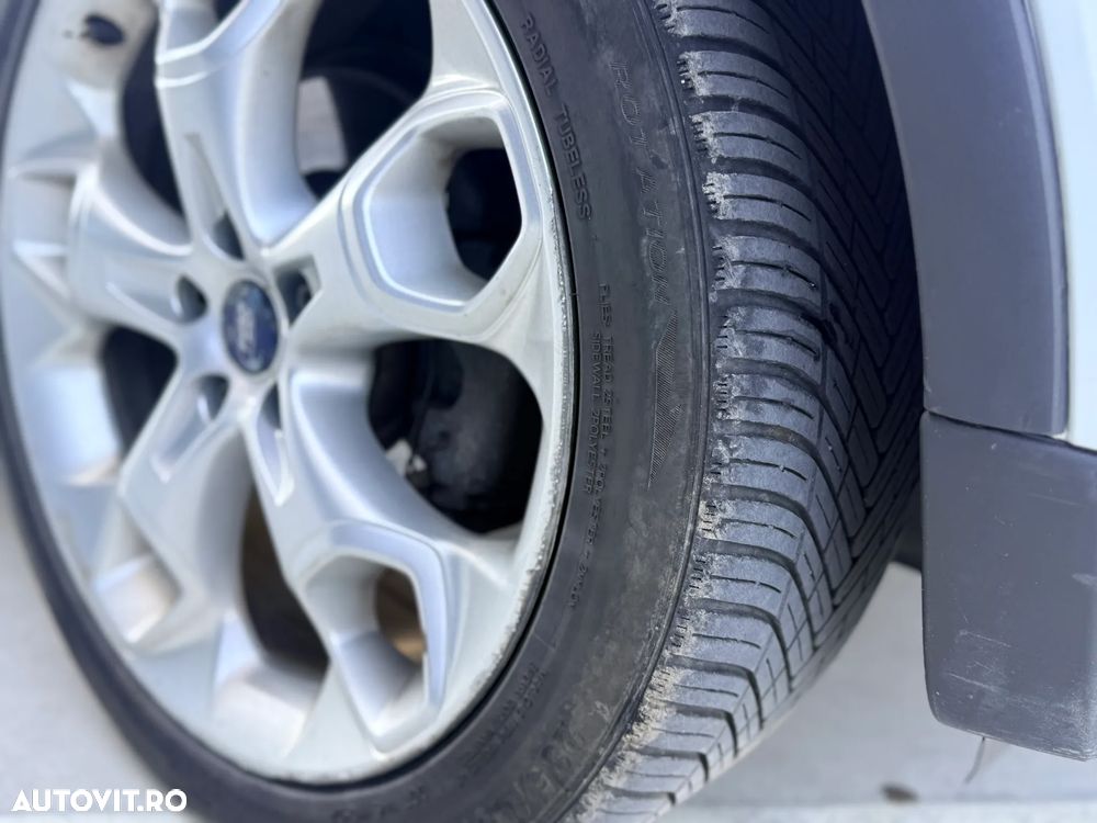 Ford Kuga 2.0 TDCi 4x4 Individual - 8