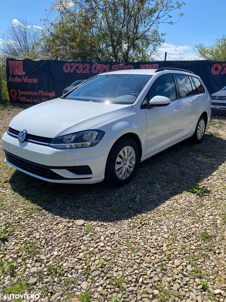 Volkswagen Golf 1.0 TSI Trendline - 1