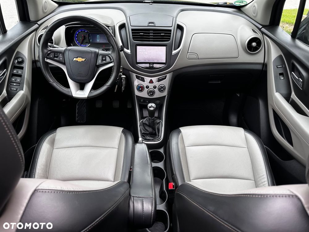 Chevrolet Trax 1.4T AWD LS+ - 33