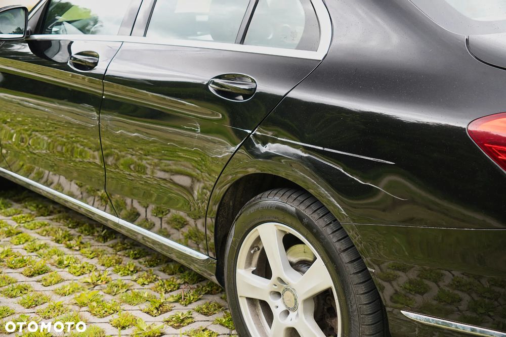Mercedes-Benz Klasa C 180 7G-TRONIC Exclusive - 27