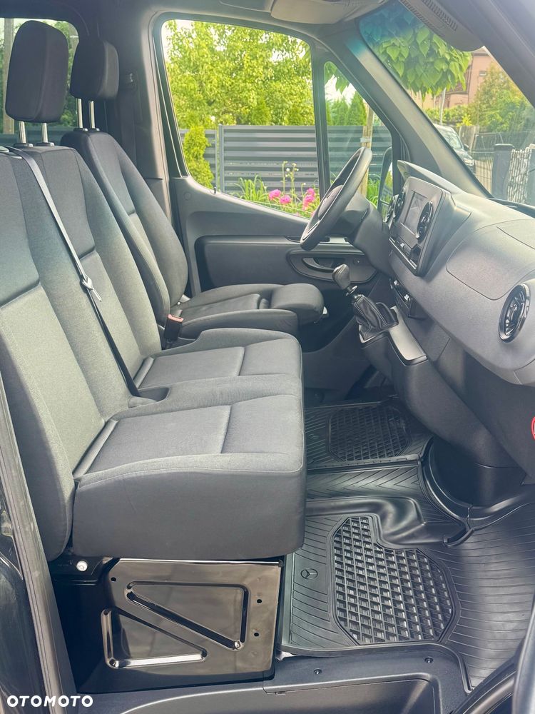 Mercedes-Benz Sprinter Tourer Standard HA CREW - 27