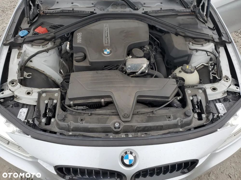 BMW Seria 3 328i xDrive Sport-Aut Sport Line - 10