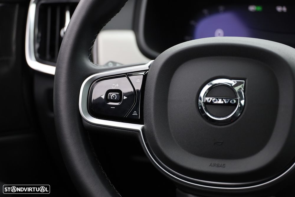 Volvo V90 2.0 T6 PHEV Plus Bright AWD - 19