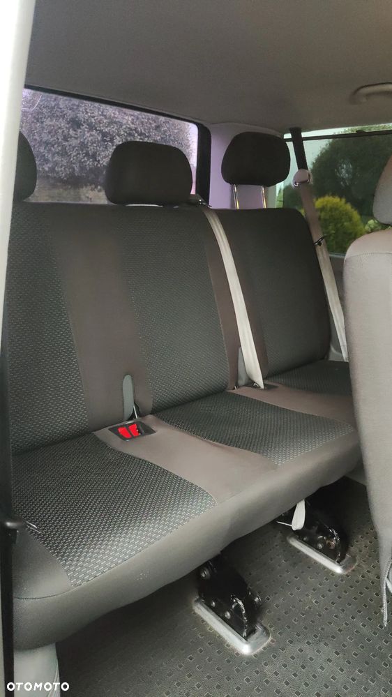 Volkswagen Transporter L2H1 - 18