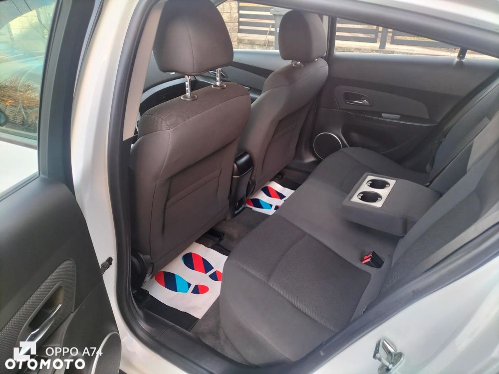 Chevrolet Cruze 1.6 LT+ - 8