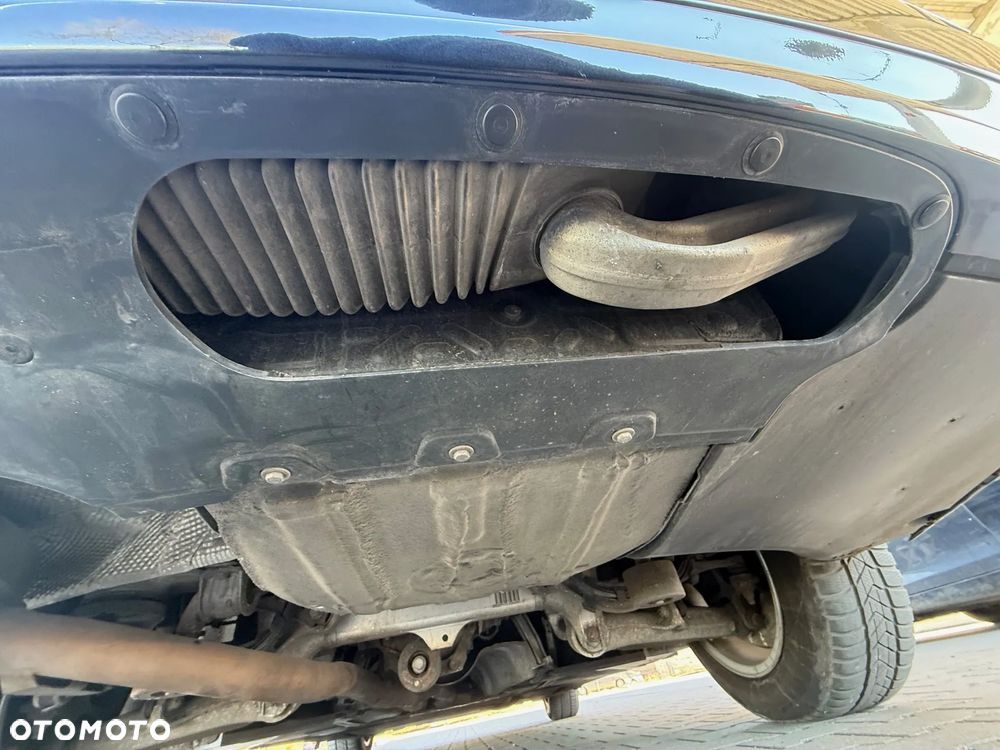 BMW Seria 5 520d Luxury Line - 22