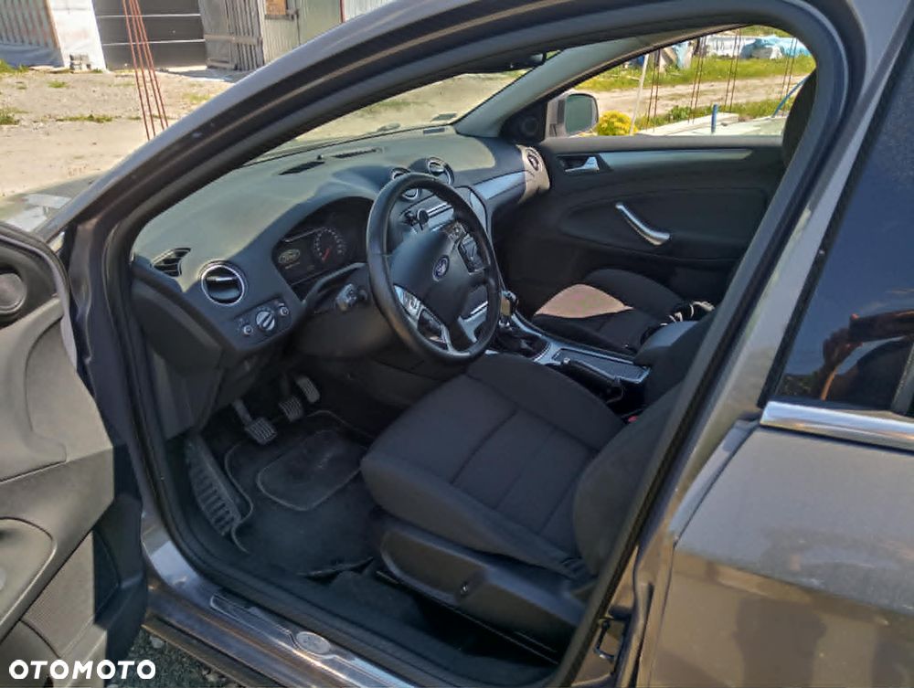 Ford Mondeo 1.6 Eco Boost Titanium - 5