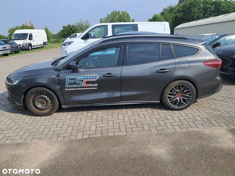 Ford Focus - 6