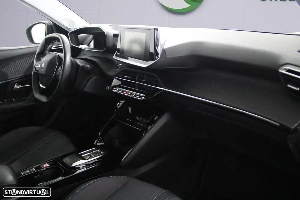Peugeot e-2008 50 kWh Active - 6
