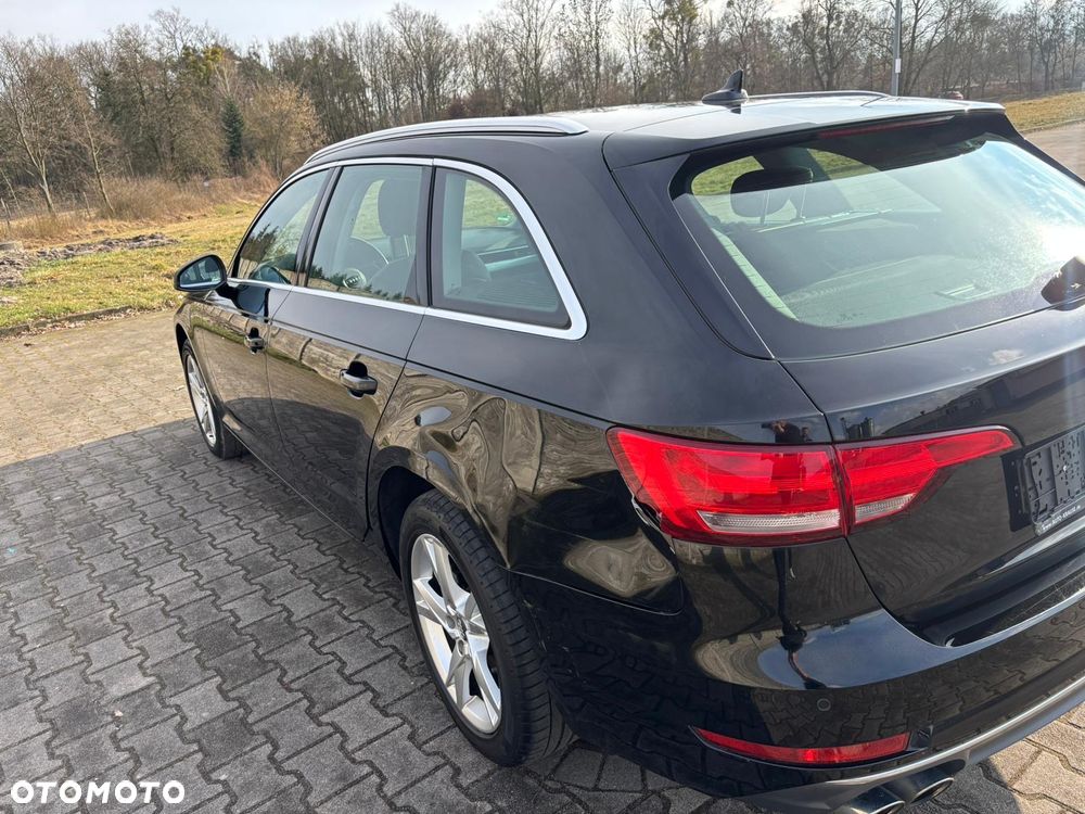 Audi A4 Avant - 11