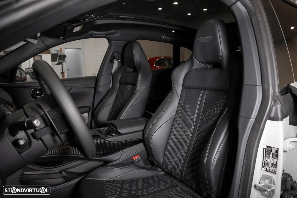 Aston Martin DBX 707 - 6