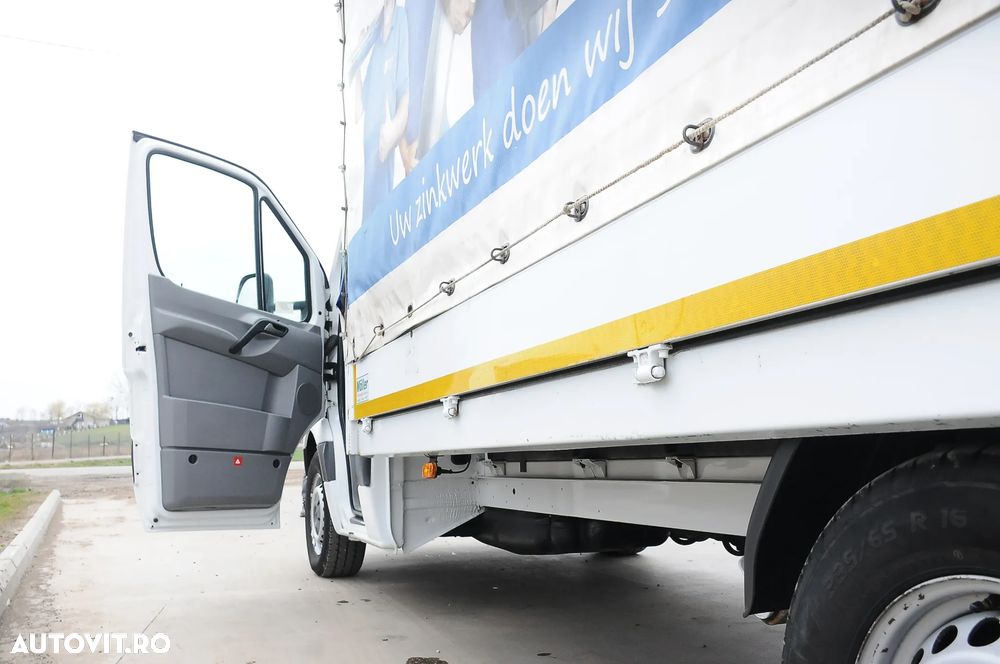 Mercedes-Benz Sprinter - 13