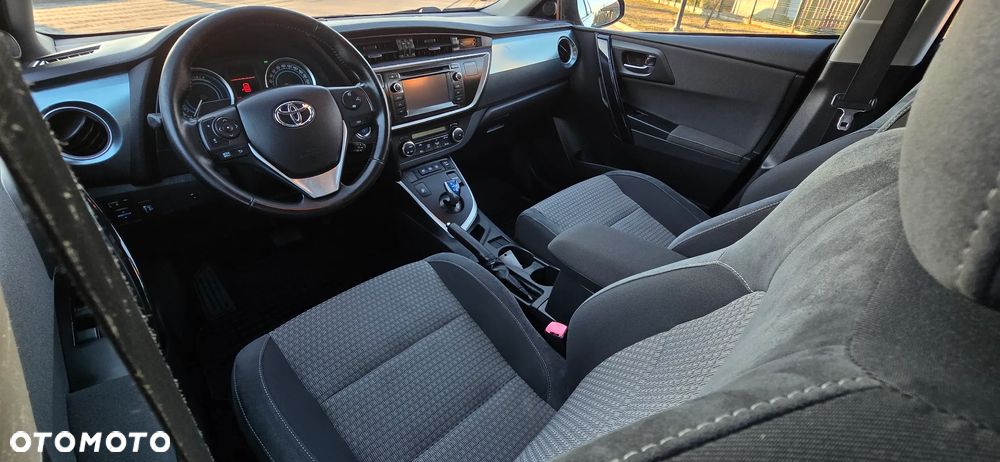 Toyota Auris - 23