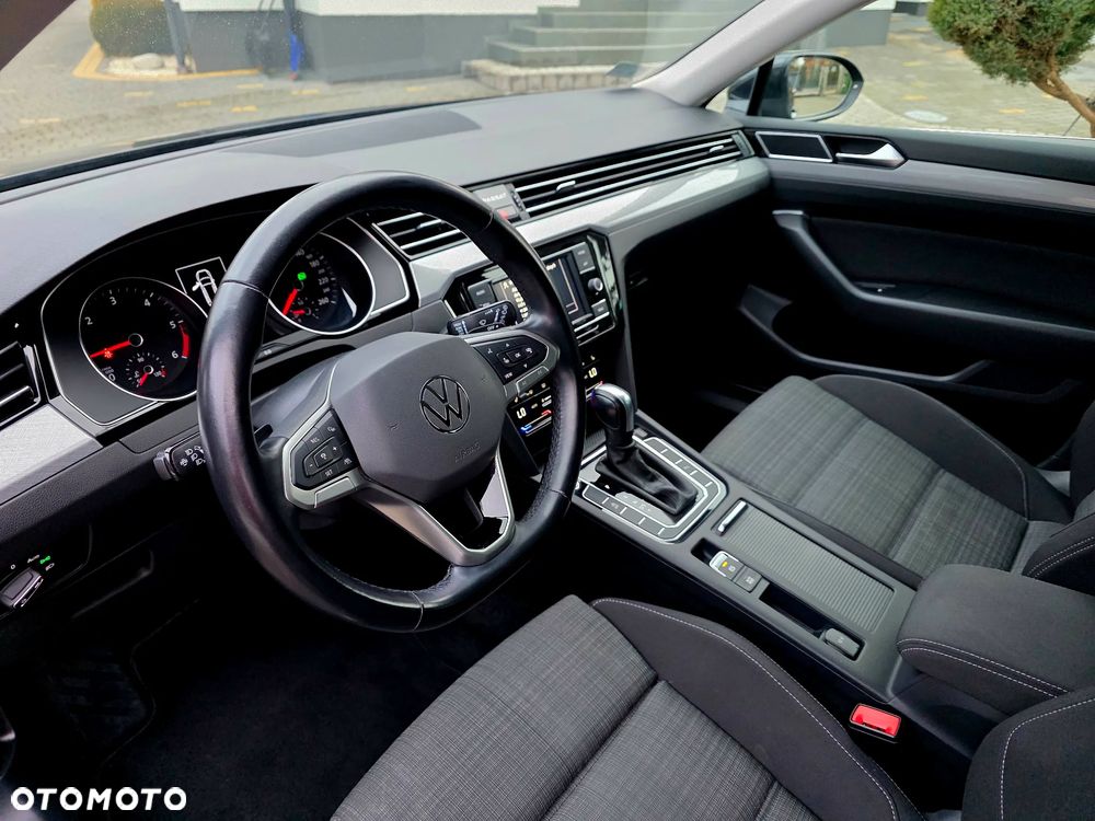 Volkswagen Passat 2.0 TDI EVO Business DSG - 24
