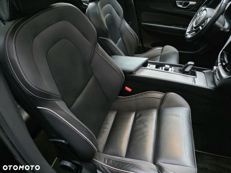 Volvo XC 60 B5 D AWD Geartronic RDesign - 16