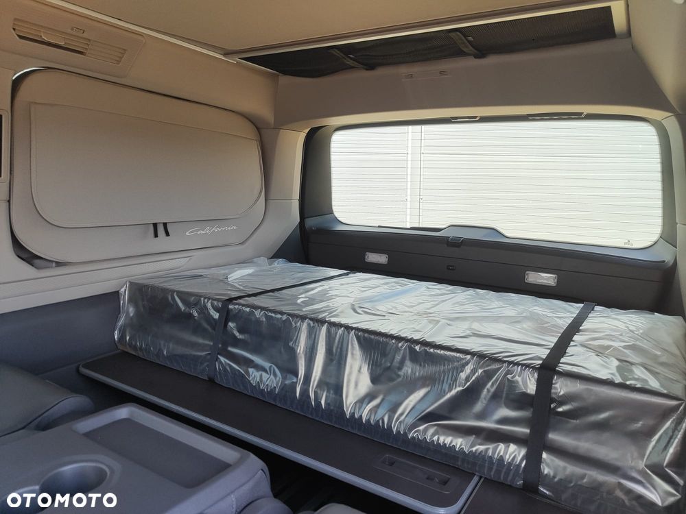 Volkswagen California - 12