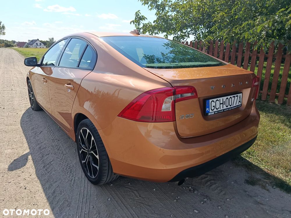 Volvo S60 T3 - 6