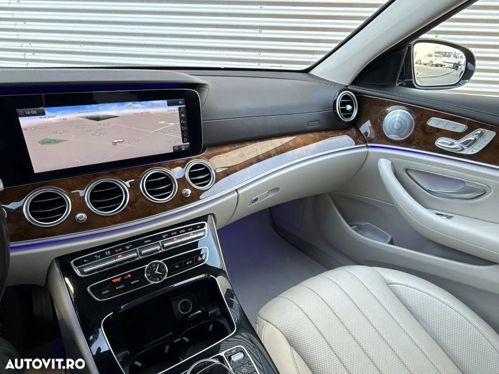 Mercedes-Benz E 200 4MATIC 9G-TRONIC Exclusive - 23