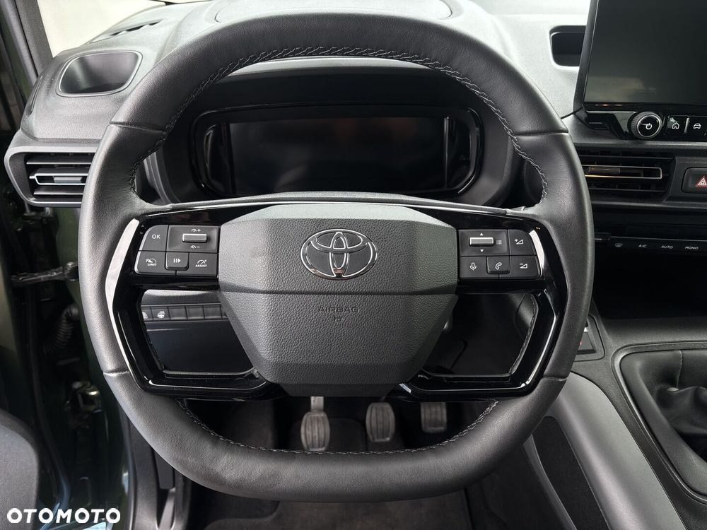Toyota Proace City Verso 1.2 D-4T Family - 19