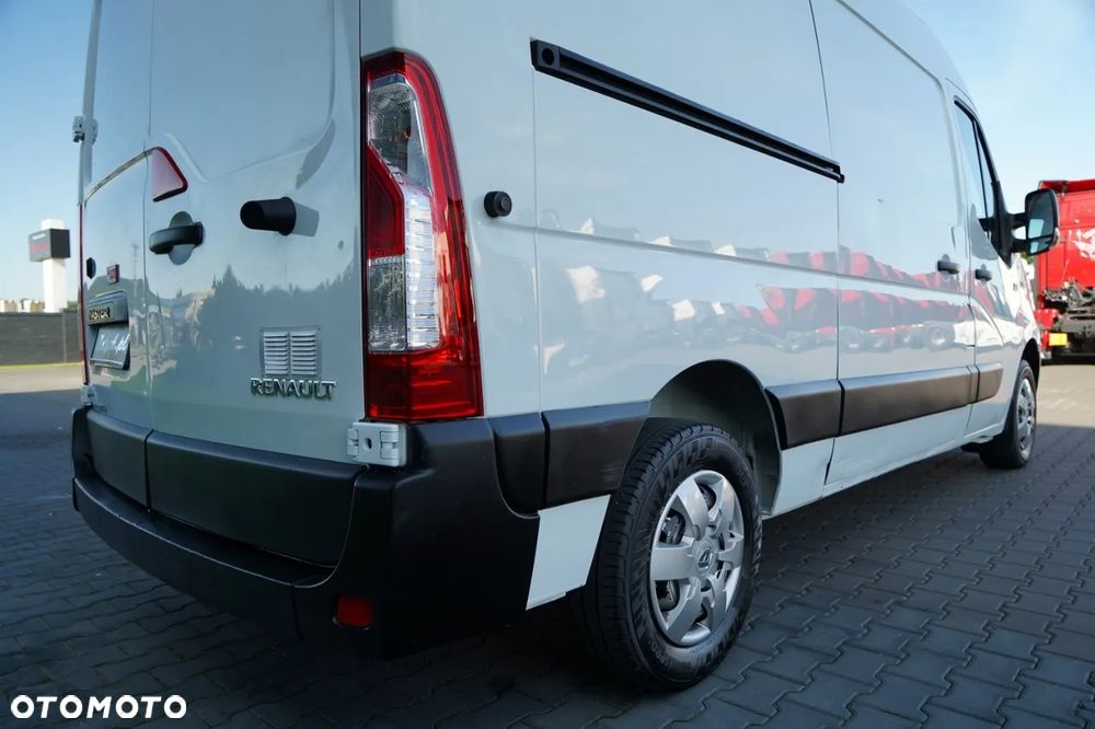 Renault MASTER /  BLASZAK / FURGON / MANUAL  / DMC 3500KG / SPROWADZONY / PO KONTRAKCIE SERWISOWYM - 16