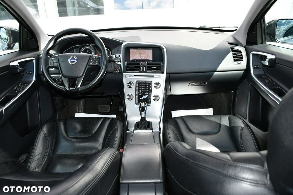 Volvo XC 60 D3 Drive-E Kinetic - 2