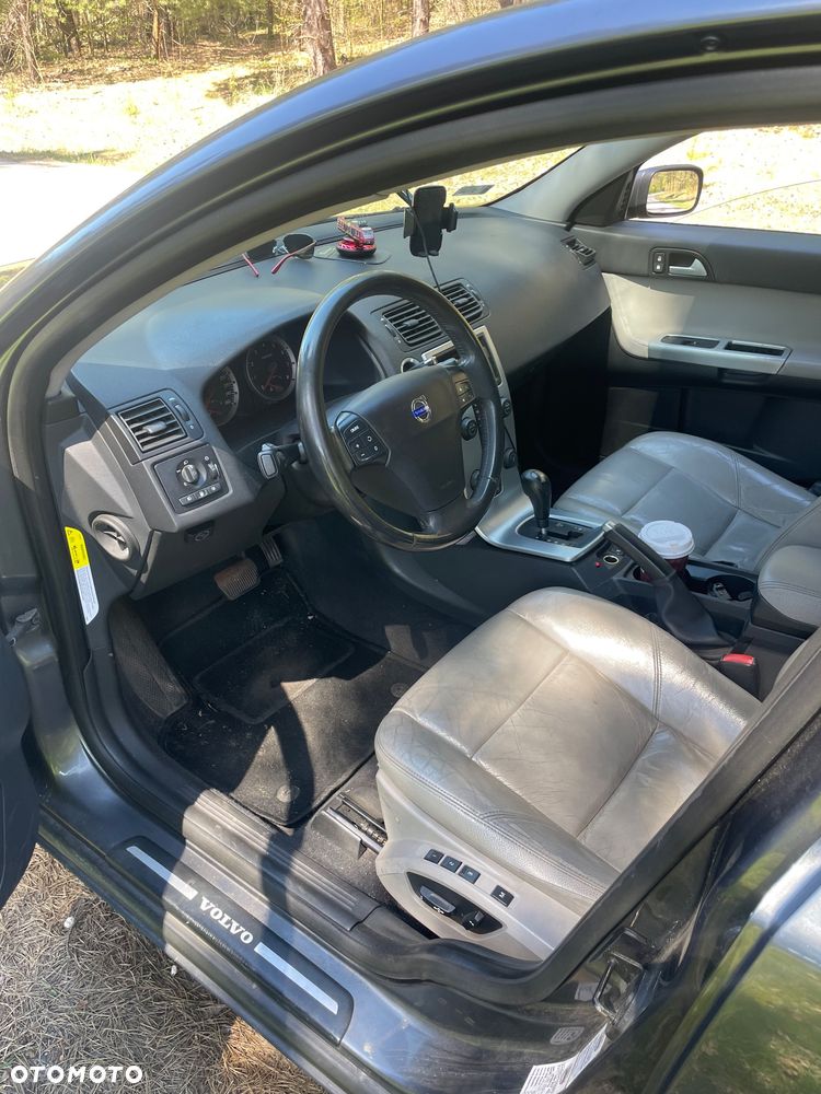 Volvo S40 2.4 Momentum - 6
