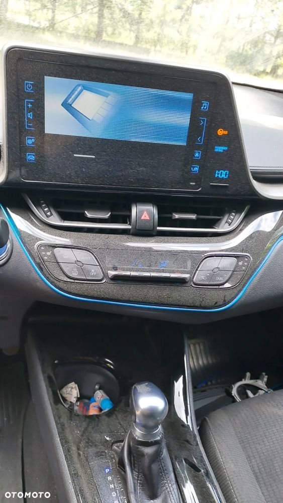 Toyota C-HR - 12