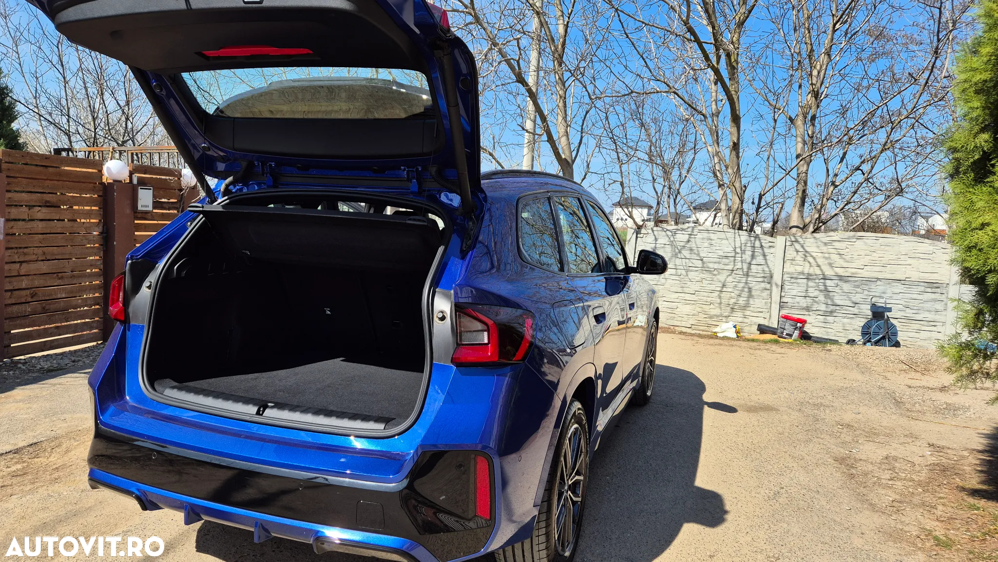 BMW iX1 eDrive20 - 15
