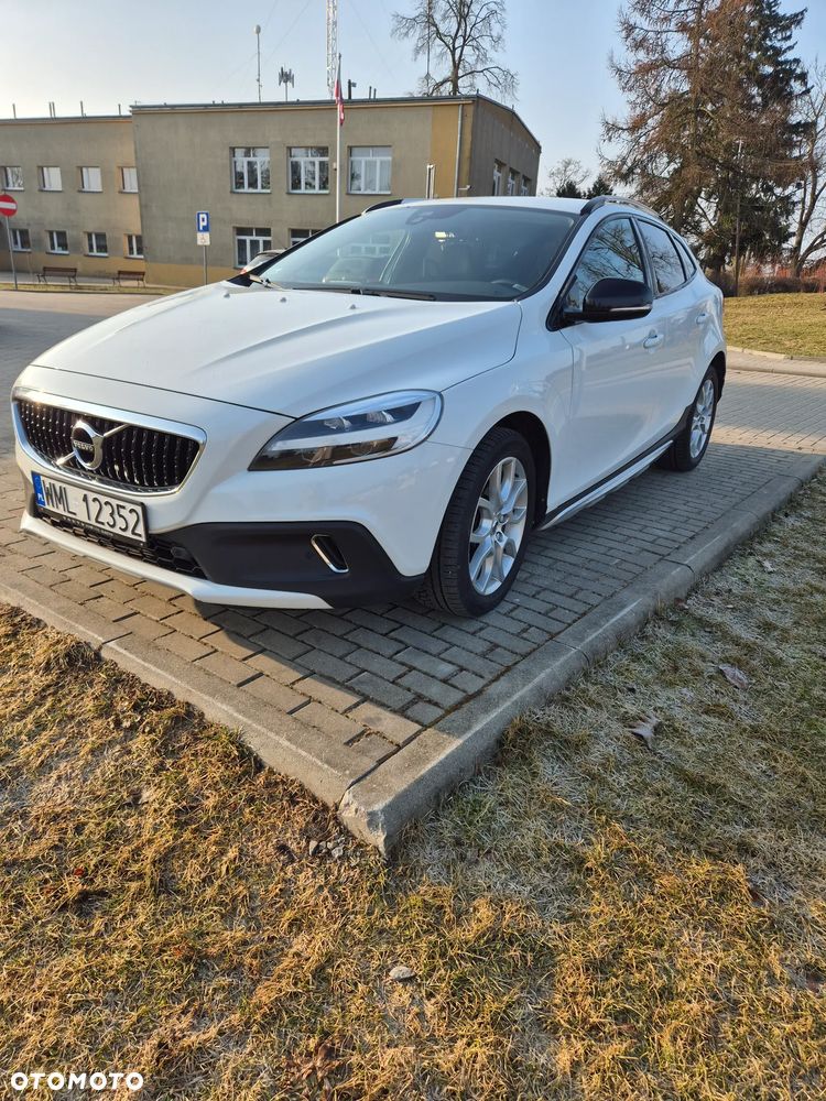 Volvo V40 Cross Country - 2