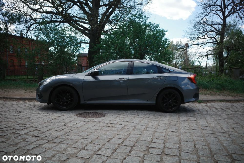 Honda Civic 1.5 T Elegance CVT - 18