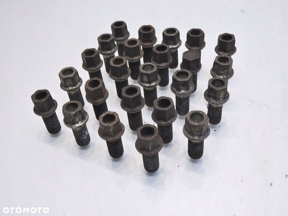 ŚRUBA ŚRUBY FELG AUDI A6 C6 - 4