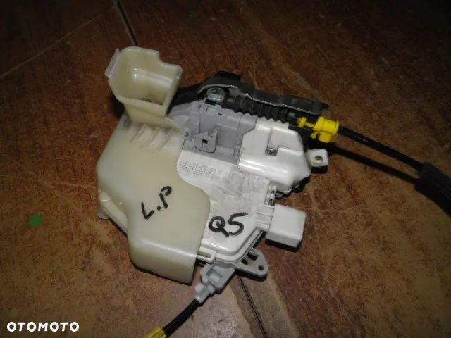 ZAMEK DRZWI AUDI A4 A5 Q5 LEWY PRZÓD 8J1837015C 7-pin - 3