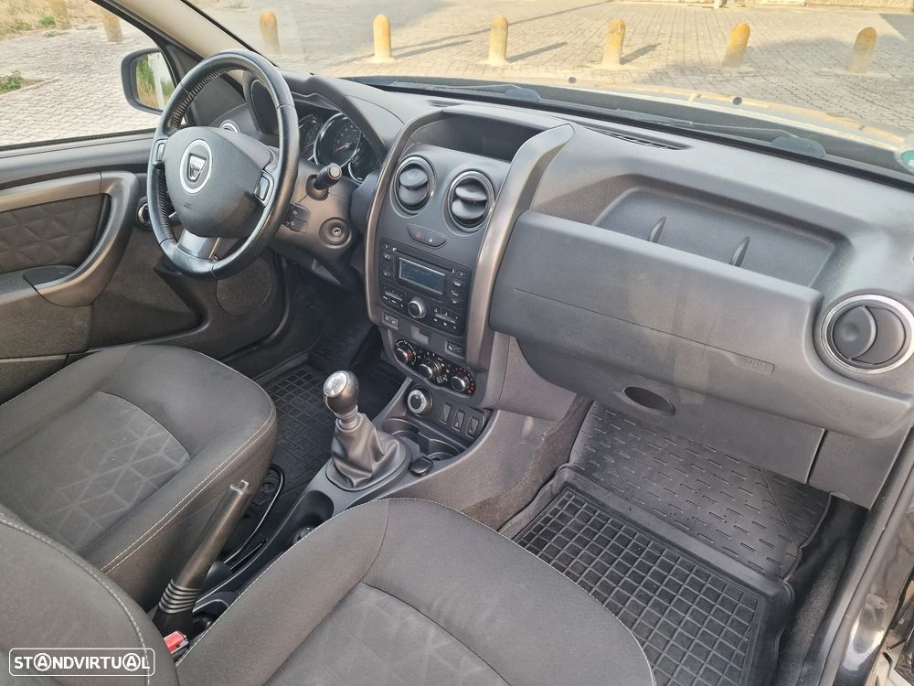 Dacia Duster dCi 110 FAP 4x4 Laureate - 27