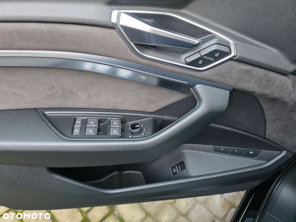 Audi e-tron 55 Quattro - 27