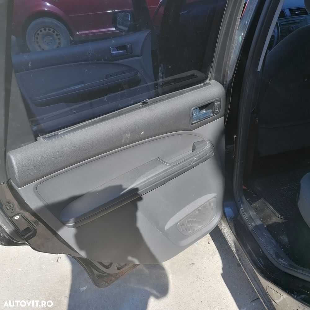 Dezmembrari  Ford C-MAX 1  2003  > 2010 1.6 TDCi Motorina - 22