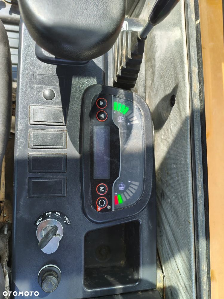 Case CX26C/2700kg - 26