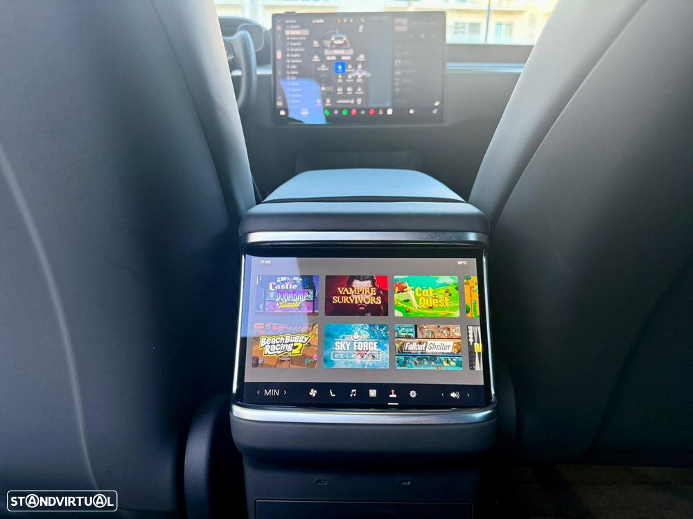 Tesla Model X Long Range AWD - 35