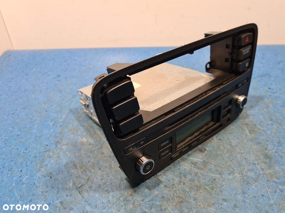 SKODA CITYGO RADIO 1ST035156 LH5X CHYA - 2