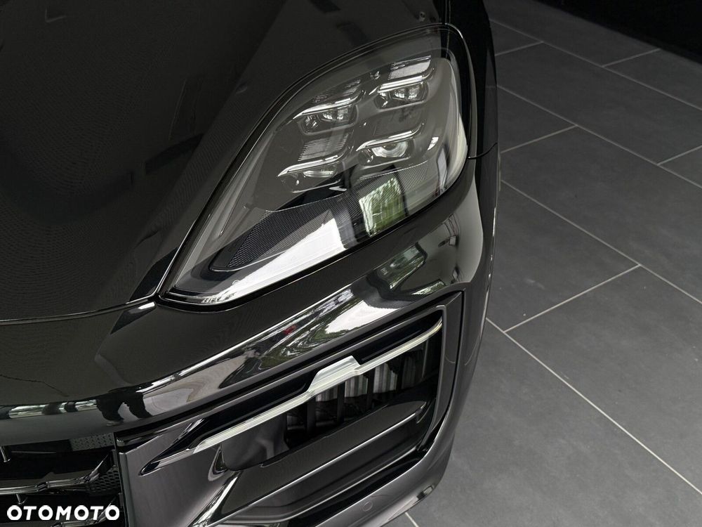 Porsche Cayenne - 7