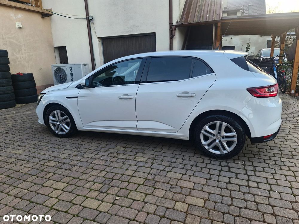 Renault Megane 1.5 Blue dCi Intens - 10