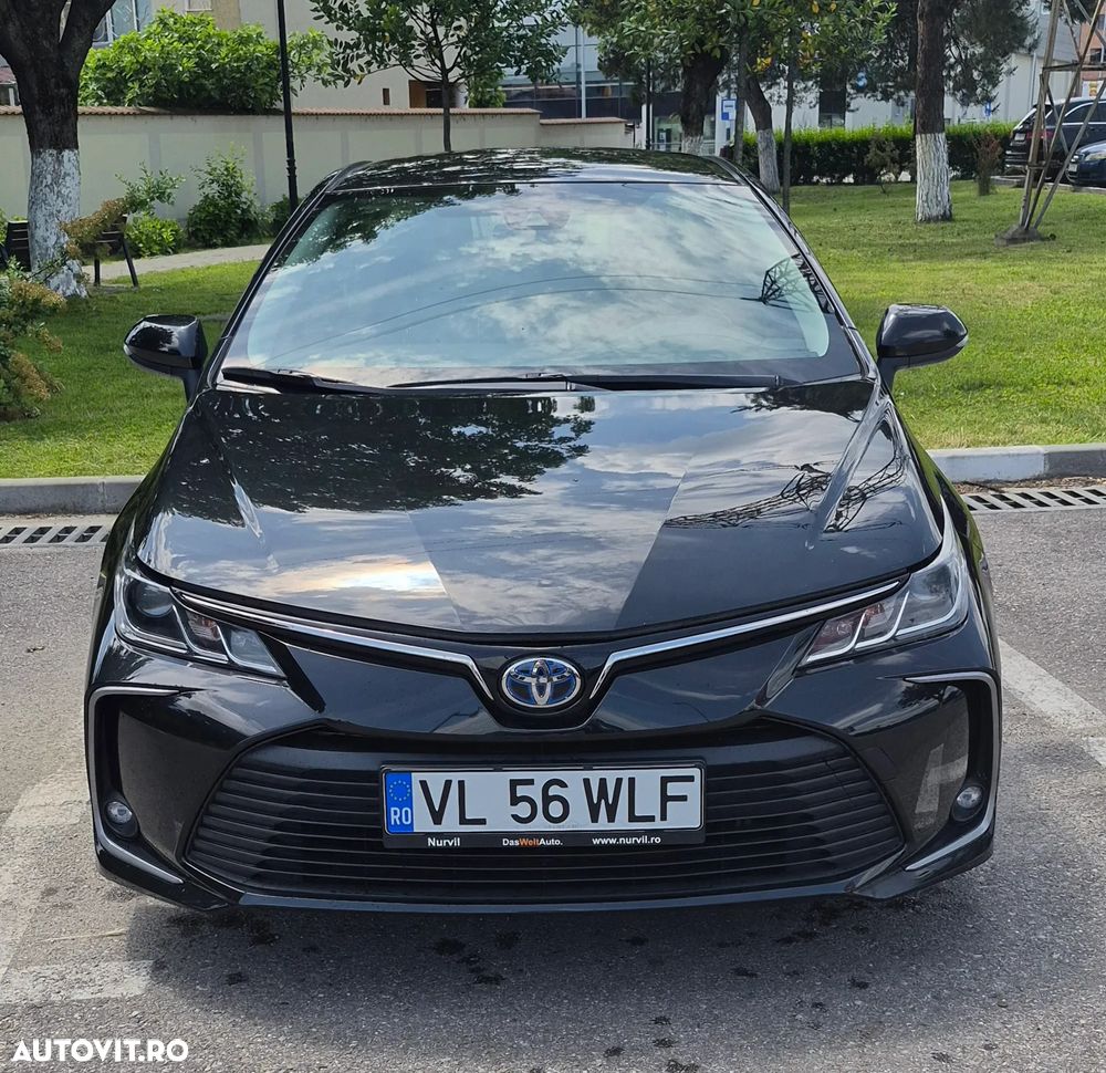 Toyota Corolla 1.8 Business Edition - 1