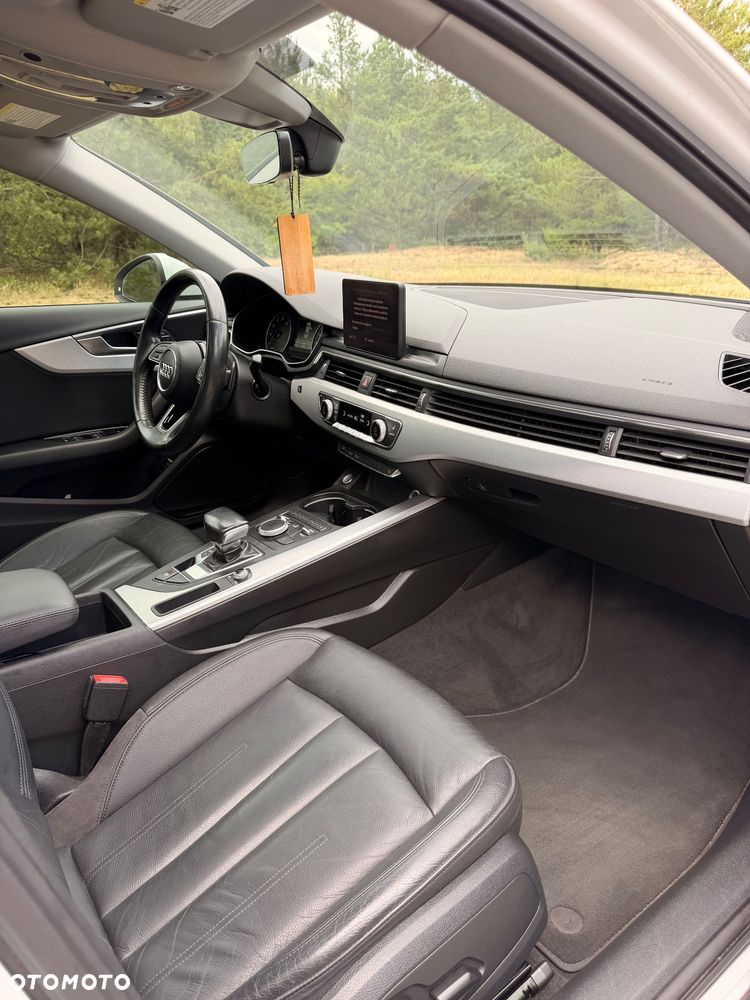 Audi A4 Limousine - 7