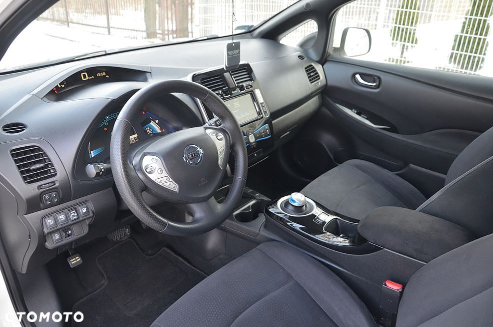 Nissan Leaf 24 kWh (mit Batterie) Visia - 10