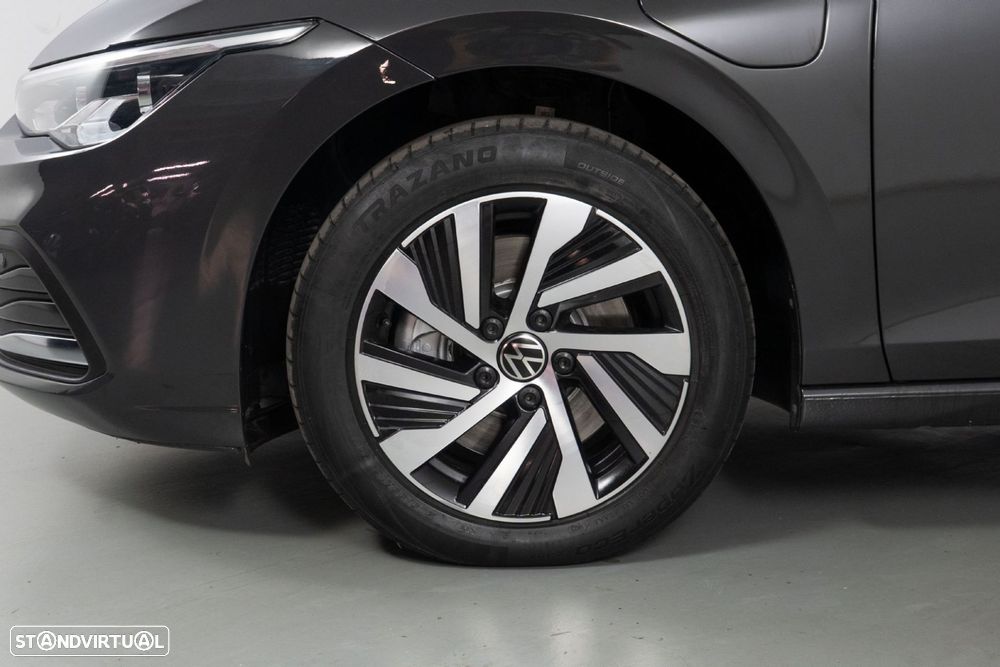 VW Golf 1.4 TSI e-Hybrid DSG - 23