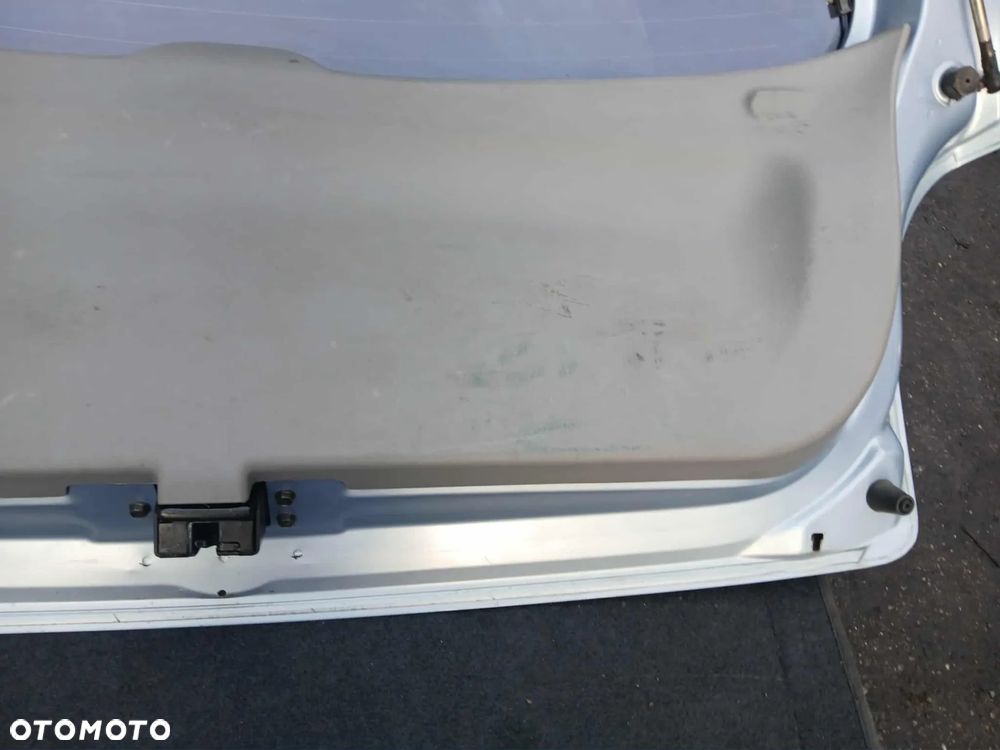 Mazda 323 F Klapa bagażnika - 7