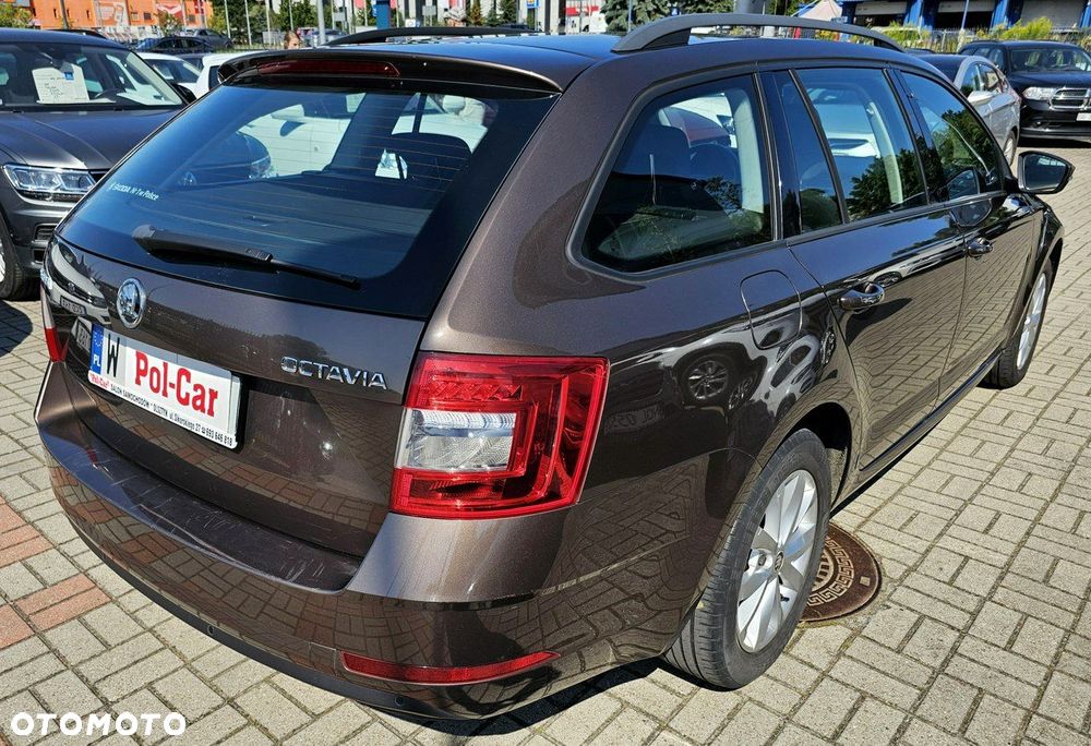 Skoda Octavia 1.6 TDI Ambition - 9